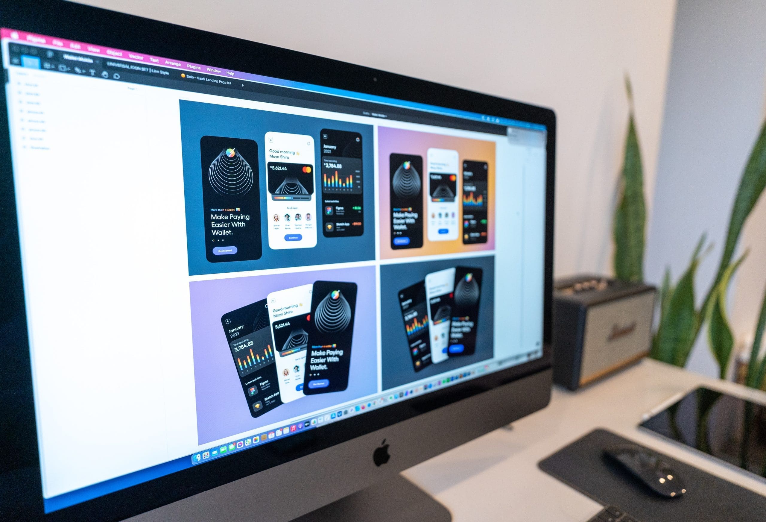 Enchant Your Visitors with an Intuitively Designed Dark Theme Website