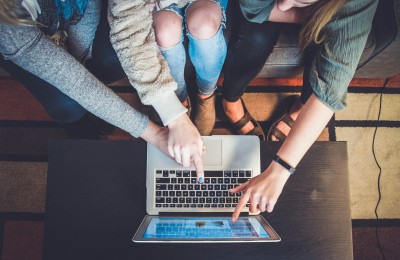Step Up Your Online Presence With This Expert Guide on Purchasing Websites