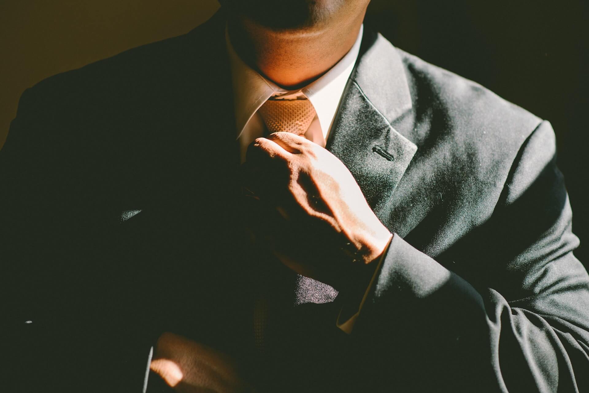 Stand Out from the Crowd with Expert Strategies for Lawyers!