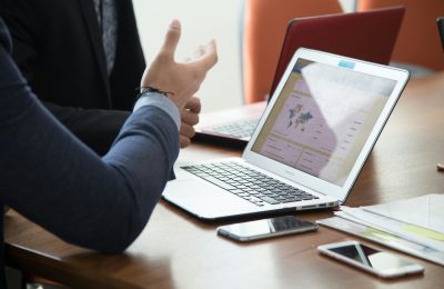 Choosing Your SEO Audit: Dive into Manual vs. Automated Methods